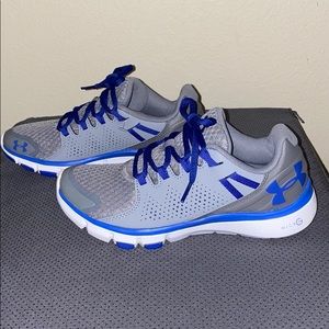 Under Amour women training shoes. Never worn